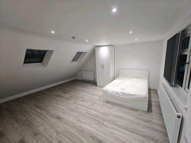 All En Suite Rooms - All bills included Hayes! Main Photo