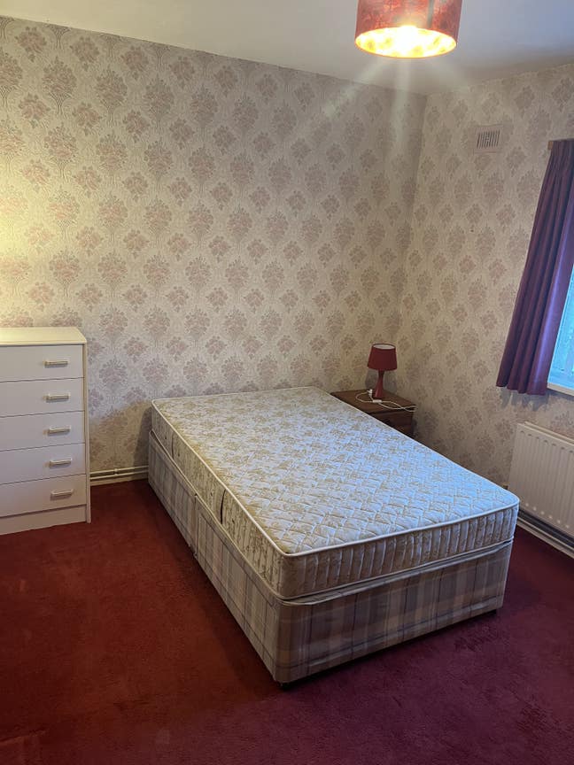Double room to rent  Main Photo