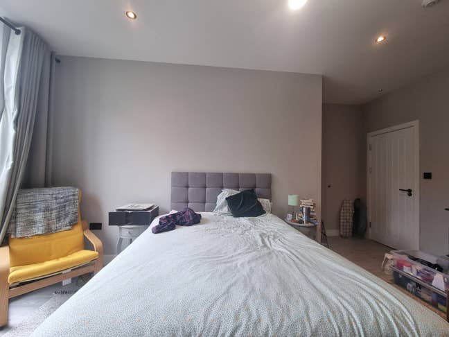 Double,Furnished Room,Bills Inc. Bedminster Main Photo