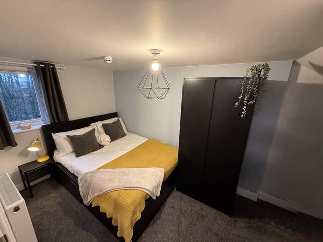 Lovely Double rooms available in a HMO Main Photo