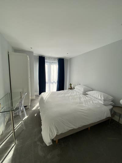 Double room with private bathroom  Main Photo