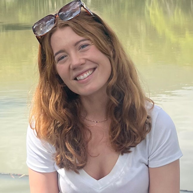  Gemma - 31, Professional, Looking for Double Room Main Photo