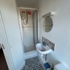 Room for rent  &pound;725 per month, Bills included Main Photo