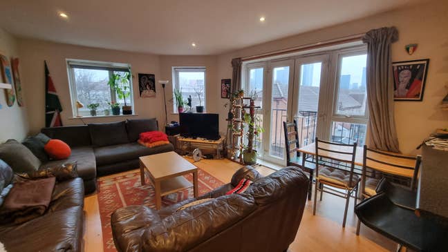 Room in Flat in Cornbrook. Main Photo