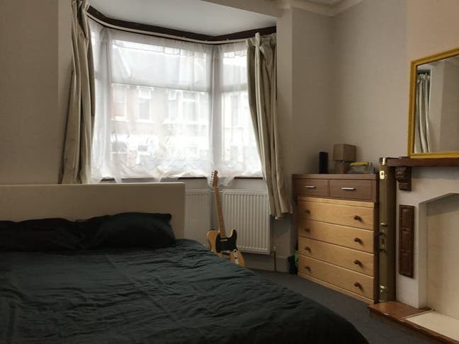 Double, House, Lounge, Garden, near Station Main Photo