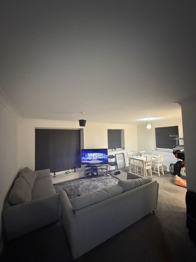 Double Room available with ensuite  Main Photo