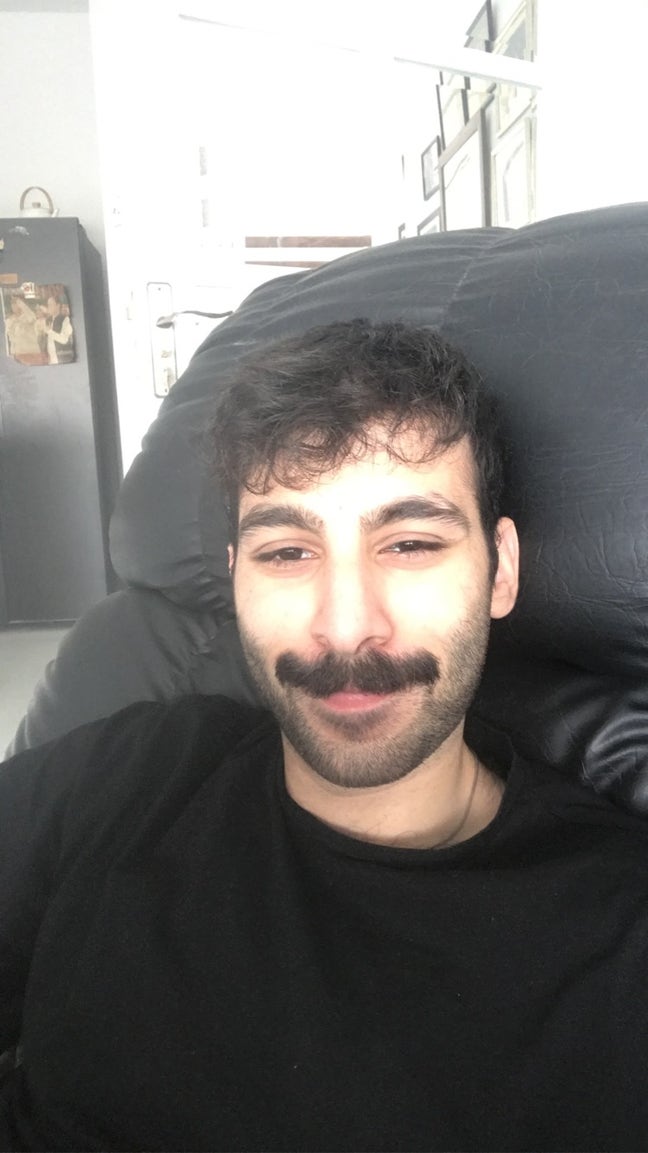 Friendly professional looking for a room Main Photo