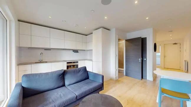 Furnished Studio Available Wembley Main Photo