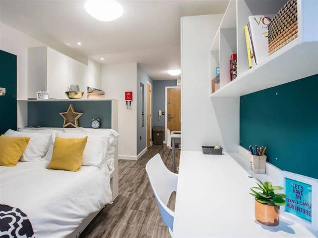 Beautiful Studio Available for Summer Sublet Main Photo