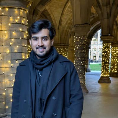 I am a professional male aged 29. I am lookin... Main Photo