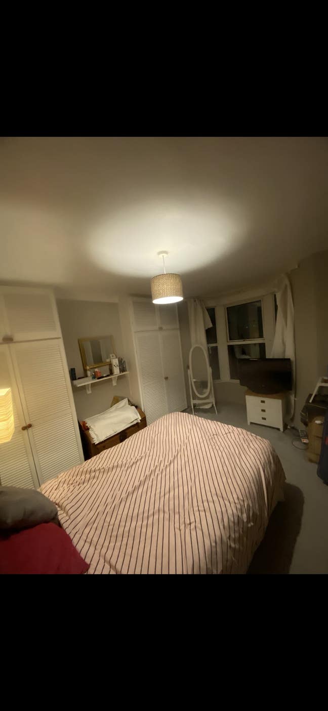 Large double bedroom at the front of the property  Main Photo