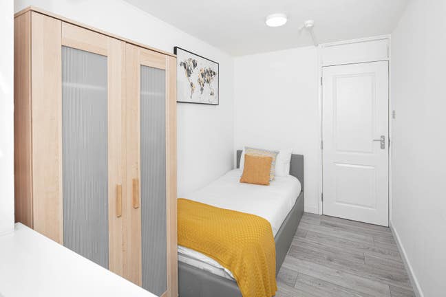 Affordable Double Room in Elegance Flat Main Photo