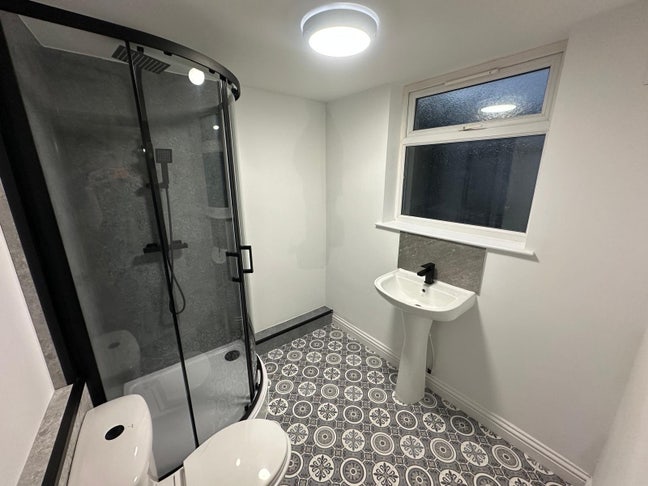 Brand New Rooms **Easson Road  ** Main Photo