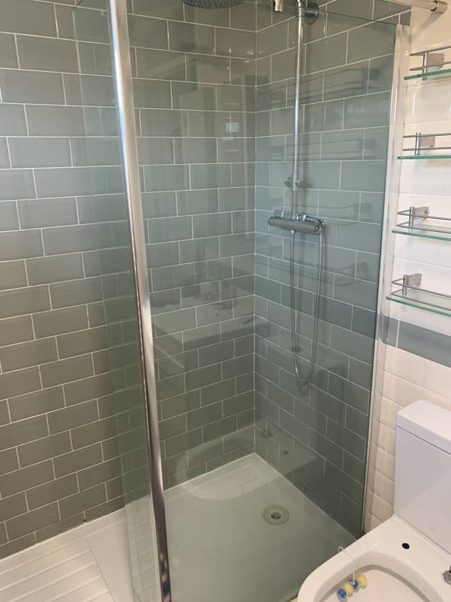 Cozy Room in Great Islington Location Main Photo