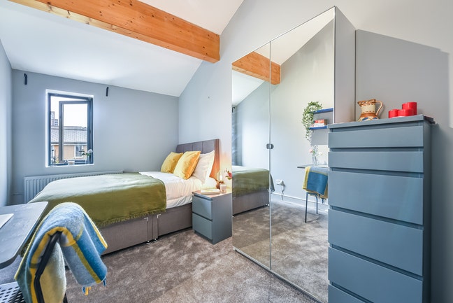 🌃Modern Ensuite Room | Top Floor, SE8🌃 Main Photo