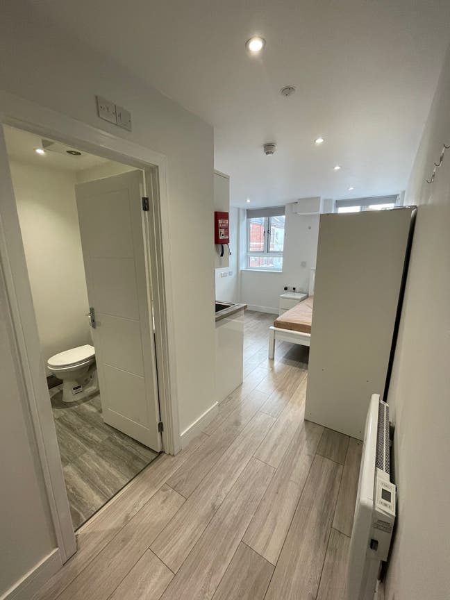 🔥CV1 Studio - All Bills Inc - No Deposit Main Photo