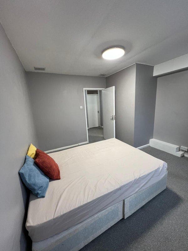 😋 Nice Room in Tooting - Move-in Early Feb 😋 Main Photo