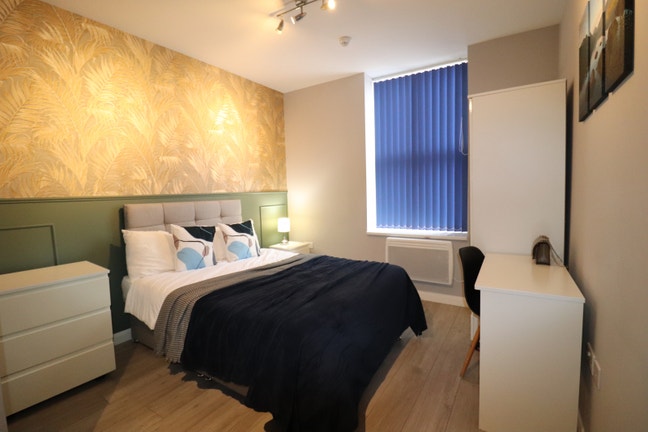 Double En-Suite Rooms - Private Car park inc 🏡🔥  Main Photo