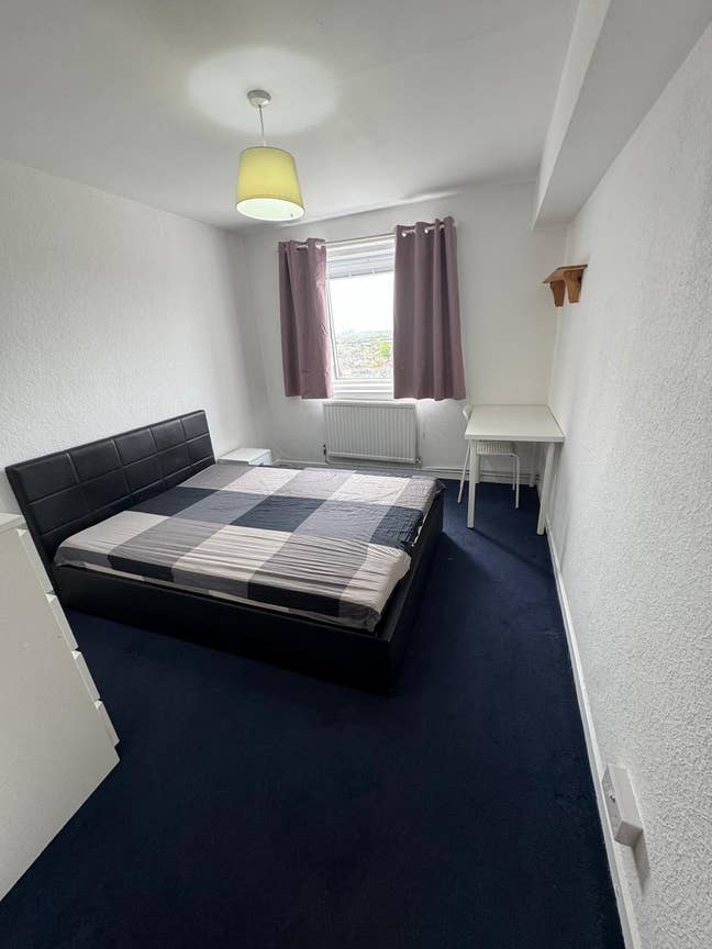 2 double rooms available at NW2 Main Photo