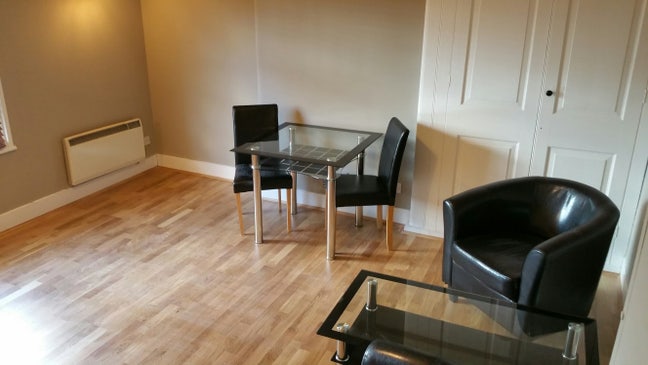 Self-contained one bedroom flat in Balham/Tooting Main Photo