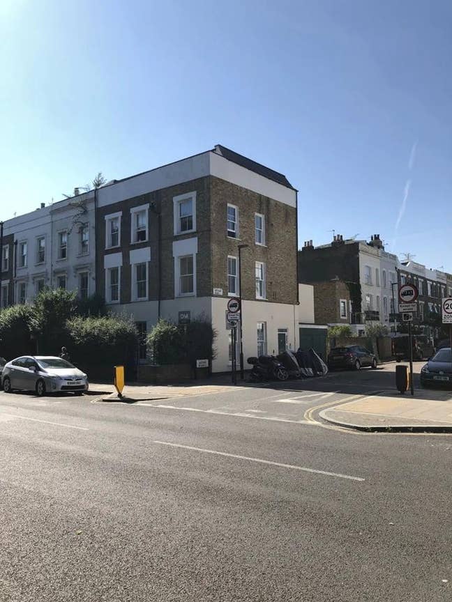 2-Bedroom Flat in Arsenal Main Photo