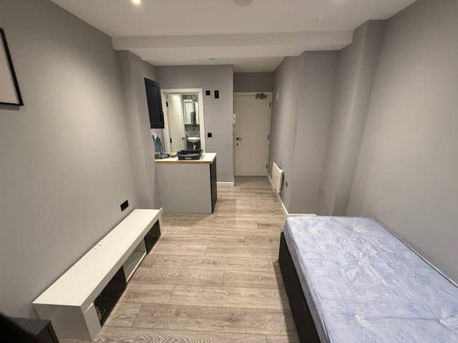 DSS-Studio Flat Available in Wealdstone Harrow HA3 Main Photo