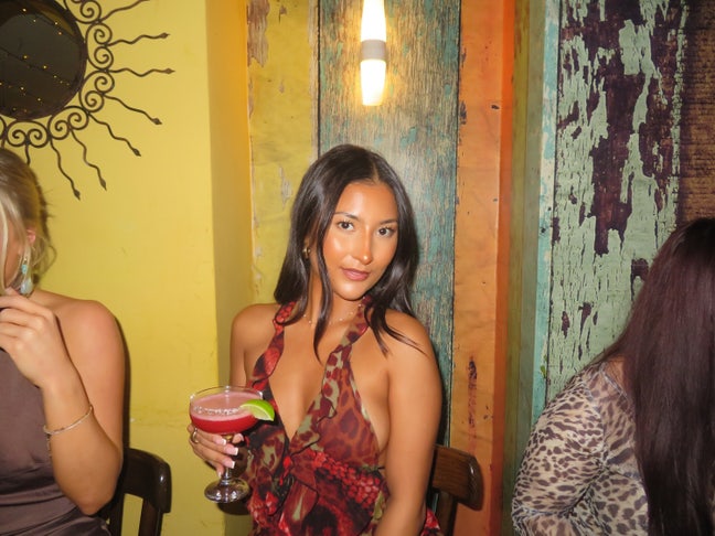 Looking for 3 Students to Move In Main Photo