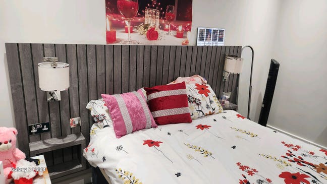 A luxurious double and a single Room for rent  Main Photo