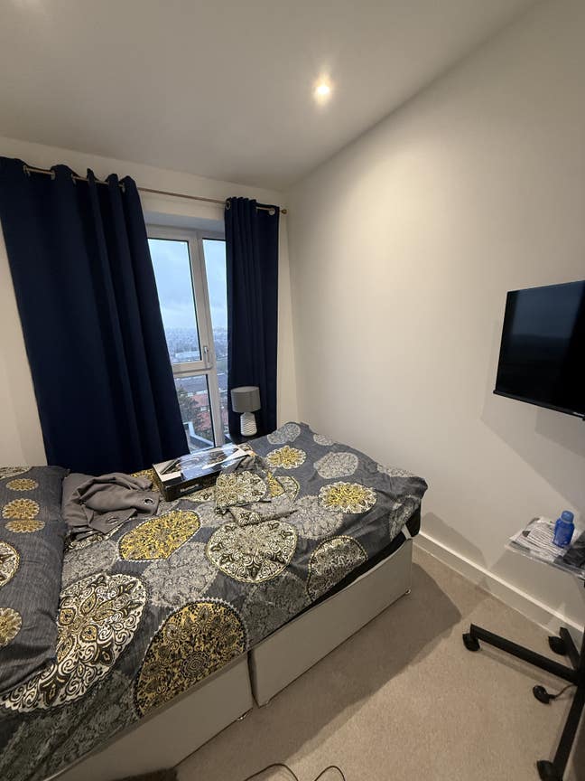 Single room available  Main Photo