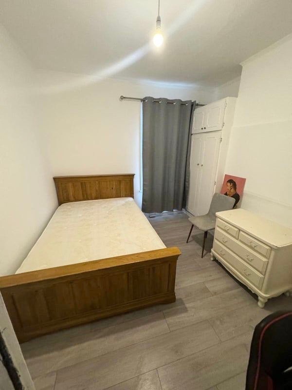 ✨Newly Refurbished double room - &pound;950✨ Main Photo