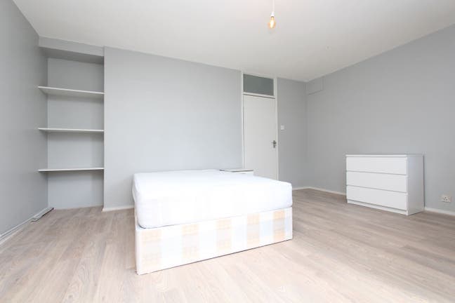 E14/Calling 4 Brand New Rooms Near Canary Wharf!! Main Photo