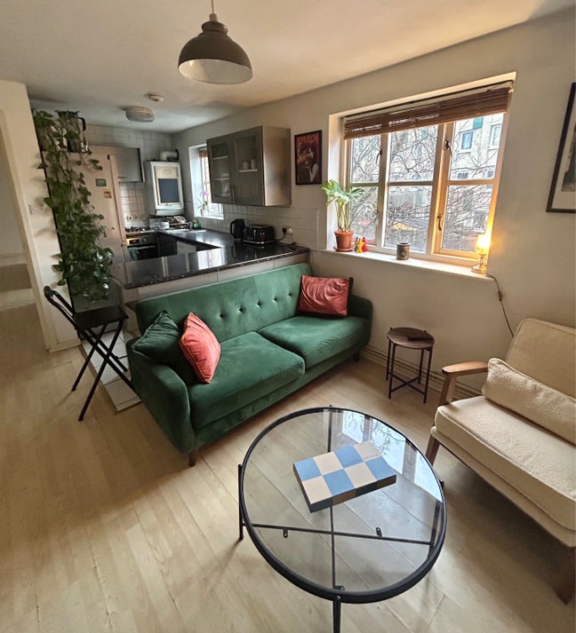 Double room Bethnal Green - Cosy Quiet Flat.  Main Photo