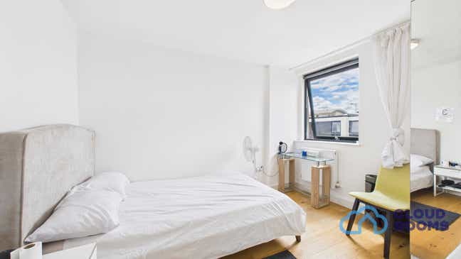 Two Rooms in a Shared Flat – GU14 🏠 Farnborough Main Photo