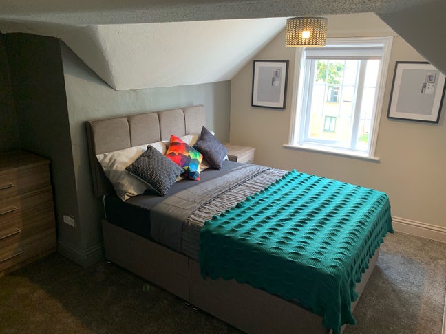 Luxury Rooms Close to City Centre Main Photo