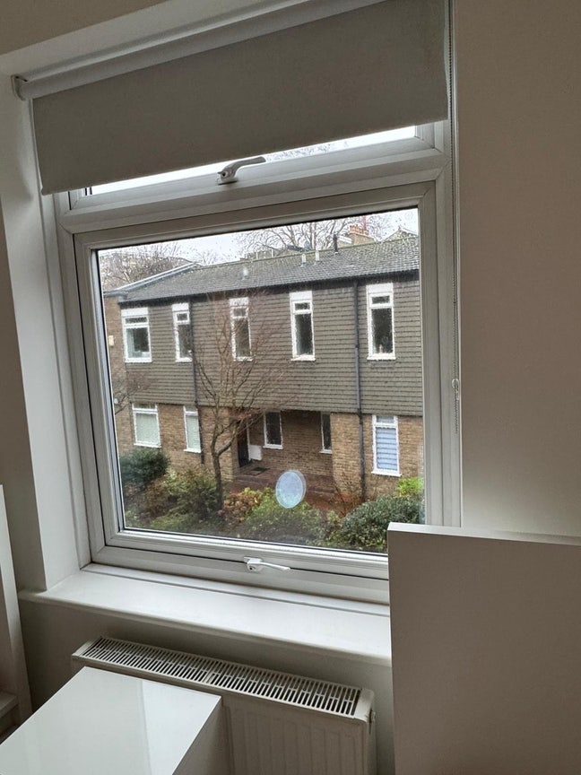 Twin room Kensington private area Main Photo