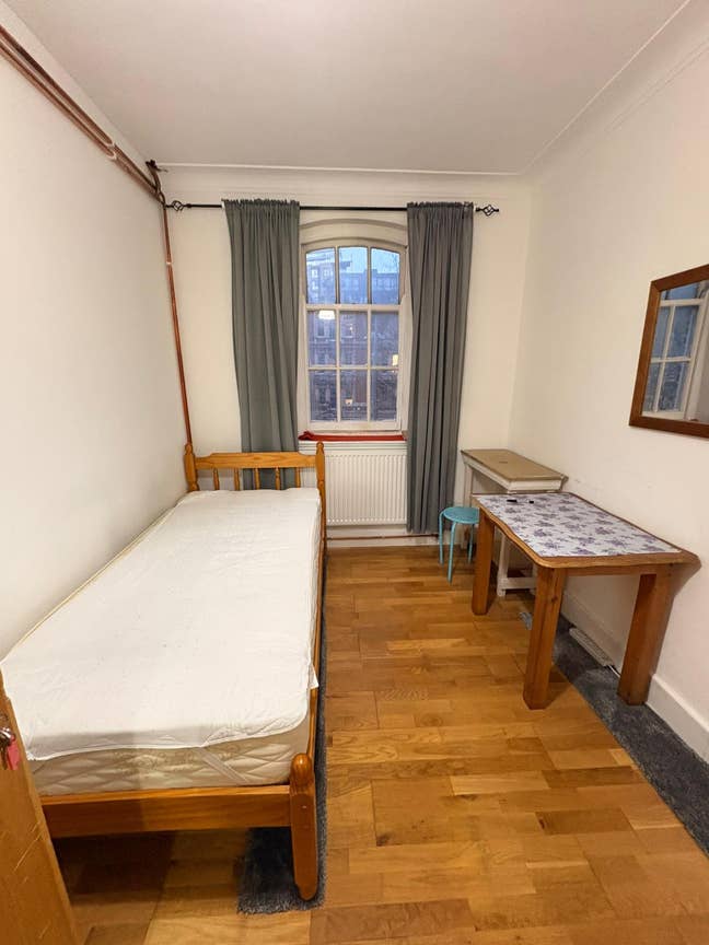 Room to let  Main Photo