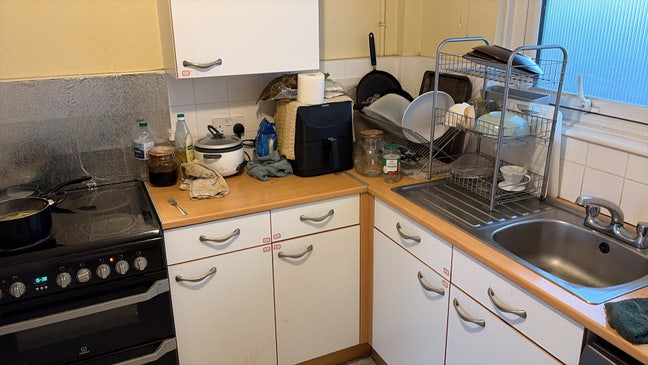 Spacious Room to Rent-Prime city center location. Main Photo