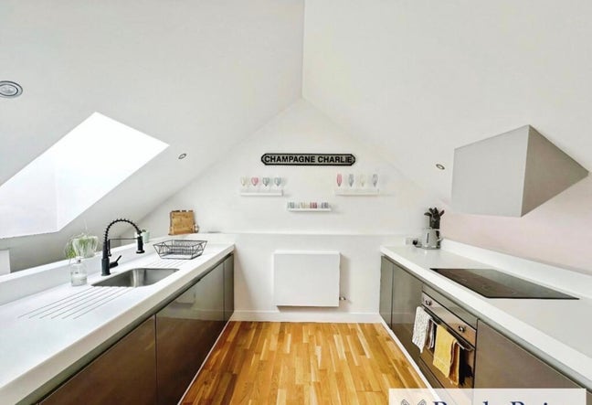 3 bed urban splash upside down house  Main Photo