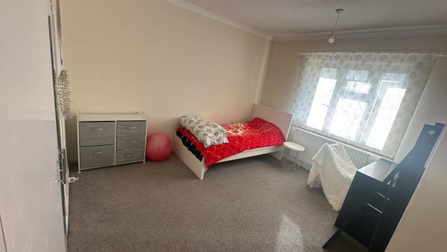 Beautiful Double room in Totteridge & Whetstone Main Photo