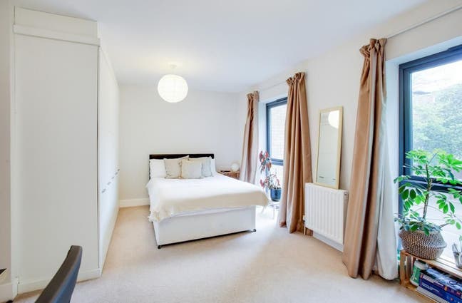 Luxurious townhouse | Ealing Broadway Main Photo