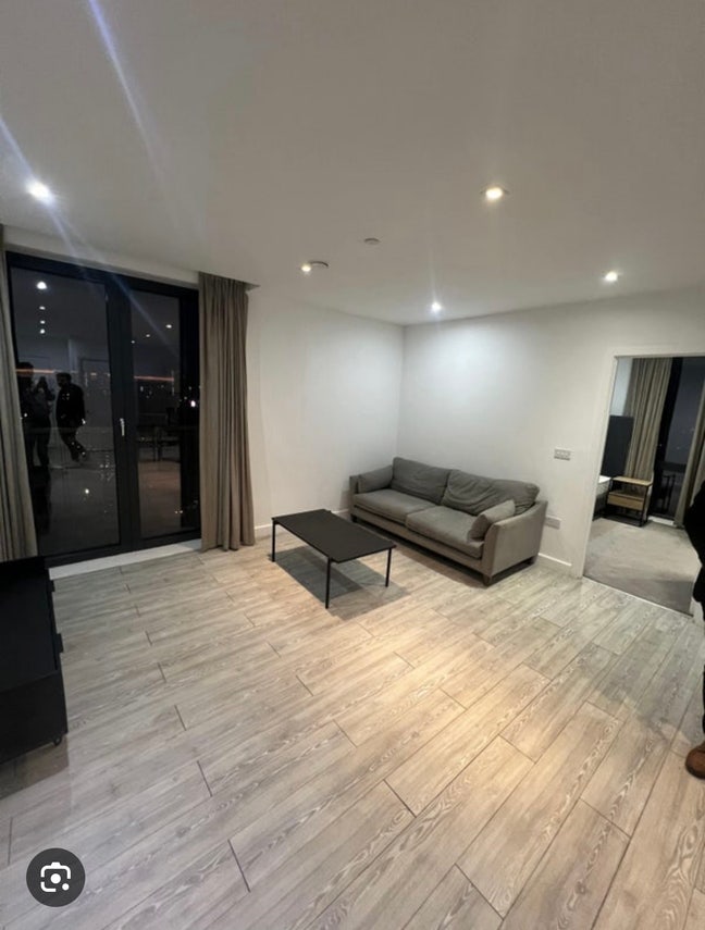 En-Suite Double Room Available ASAP  Main Photo