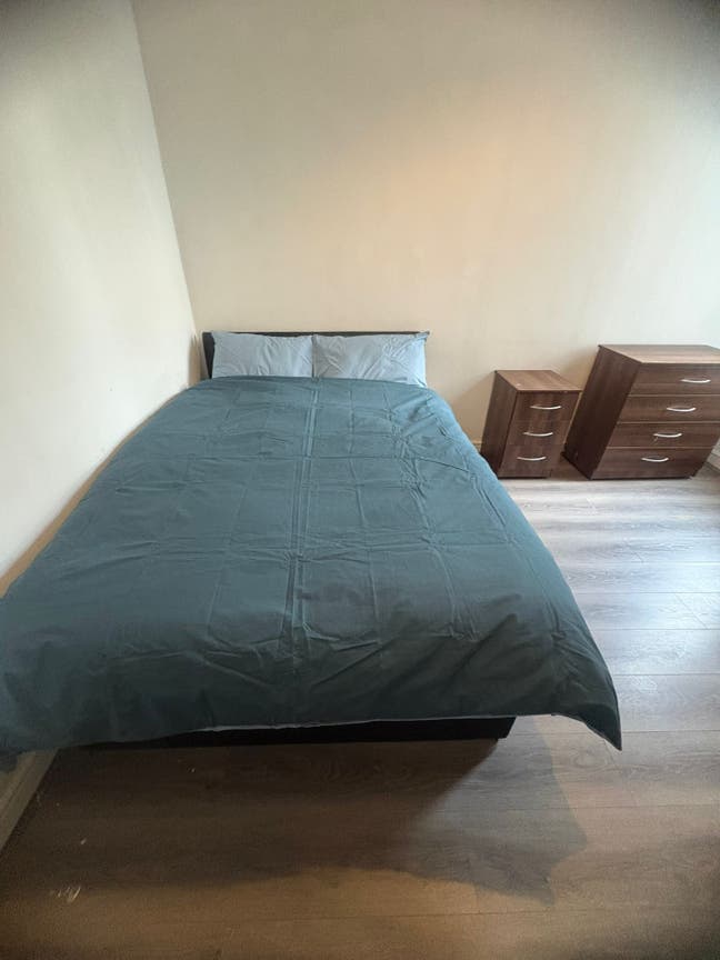 UC/PIP/ESA - Women's  - Pay &pound;0 for 3 Months Main Photo