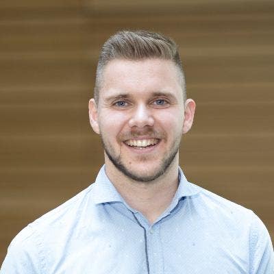 Professional Male seeks a double en-suite room Main Photo