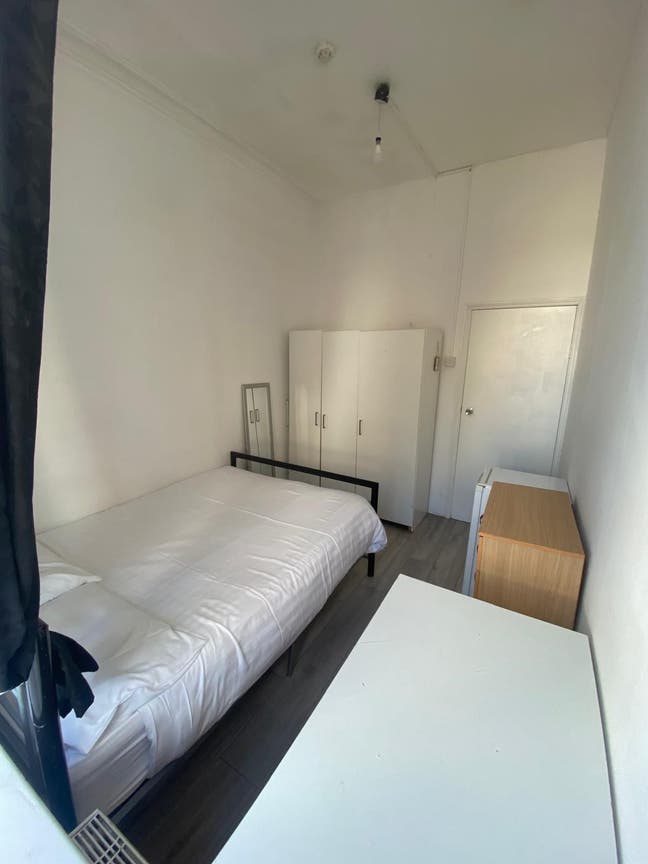 ☀️Affordable Doble in Kilburn Bills Included! Main Photo