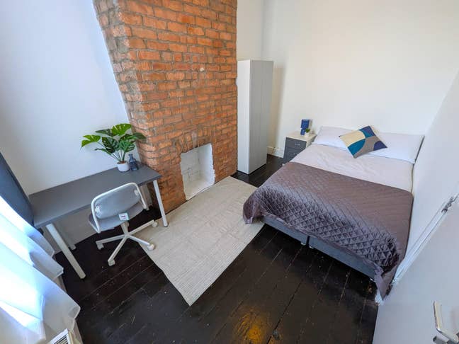  Rooms Available  -  Alfreton  Road,  NG7 Main Photo