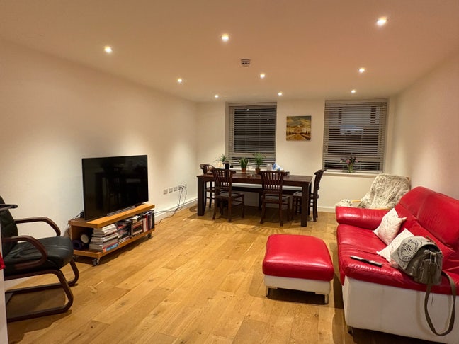 Double bed room Main Photo