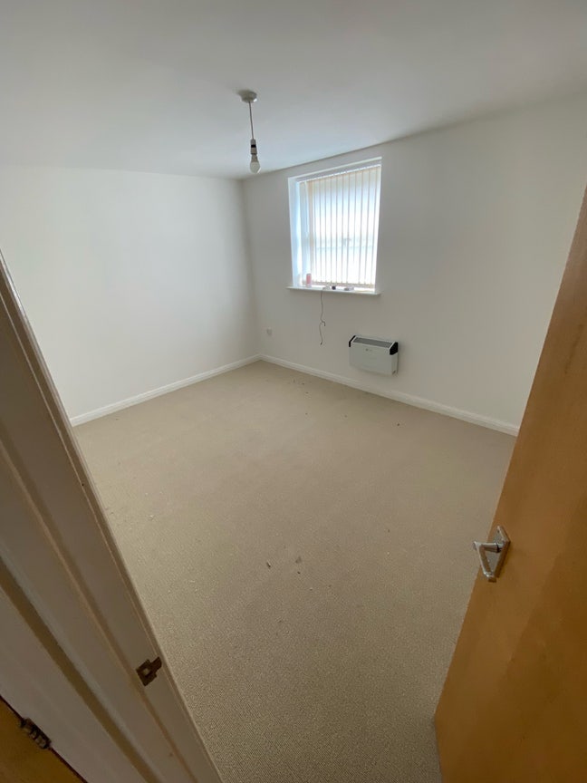 Double Room in South Manchester - Bills Included  Main Photo