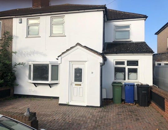 Double and Single Rooms to Let In a 4 Bed House Main Photo