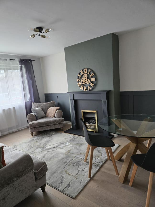 Modern 2 bed flat  Main Photo