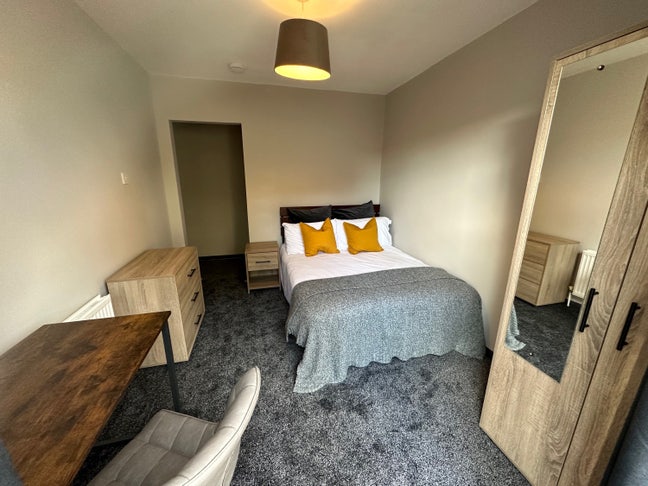 Overthorpe House good M40 access  Main Photo